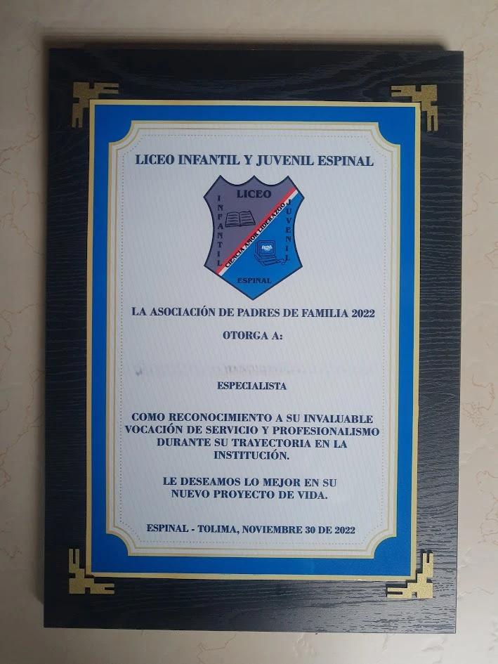 Placa pared alto relieve mediana